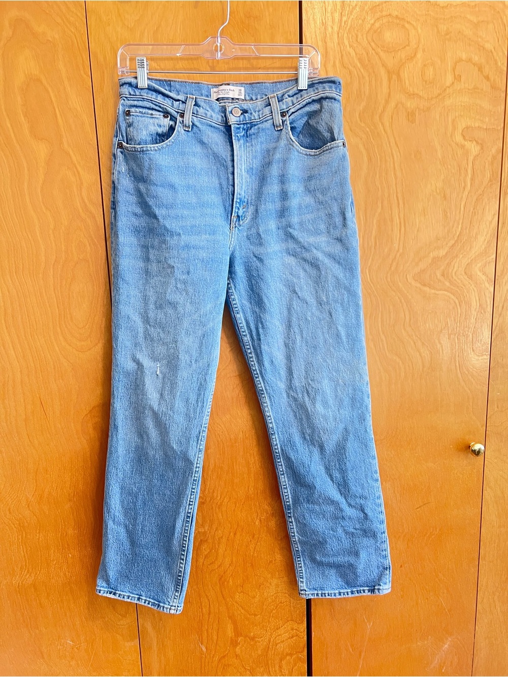Abercrombie & Fitch The 90’s Straight Ultra High Rise Jeans Size 30